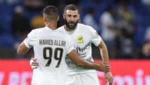 Karim Benzema scores the winning goal on his debut for Al Ittihad
