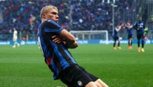 PSG could intercept Manchester United's transfer target