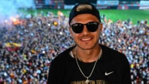 Galatasaray buy PSG star striker