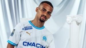 Marseille sign Senegalese striker from England