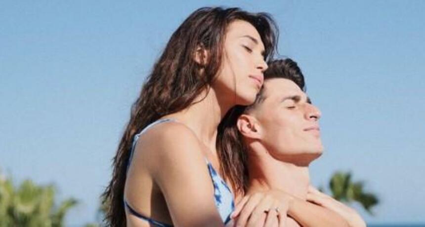 Bayern want to sign Chelsea goalkeeper