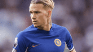 The ex-England player gave some advice to Mudryk