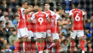 Arsenal narrowly beat Everton
