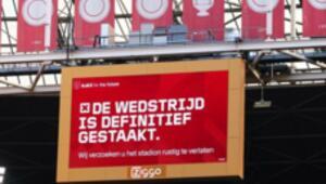 The Ajax - Feyenoord match was stopped due to mass riots