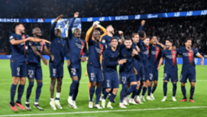 Four PSG players were suspended for insulting fans