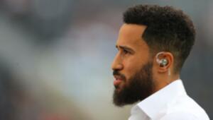 Luton Town has officially signed a 32-year-old midfielder who has spent his entire career in England