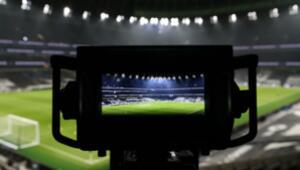 Premier League investors are negotiating the possibility of broadcasting all matches