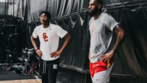 LeBron James responded to the controversial decision by the referees in the Fury - Ngannou fight