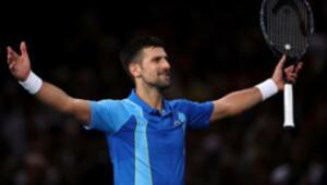 Pursuing the trophy. Djokovic defeated Rune and advanced to the semi-finals of the Paris Masters