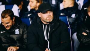 Rooney fails as coach again