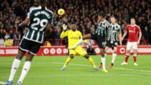 Manchester United meekly lost to Nottingham Forest away