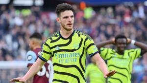 Humiliation in the London derby. All goals and  highlights West Ham vs Arsenal - 0:6