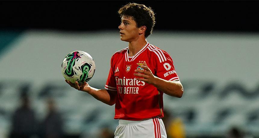 Benfica's young star didn't hold back the tears after the Europa League match. And here's why