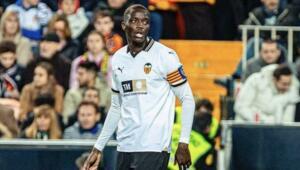 Terrible footage. Valencia's defender in the game vs Real suffered several injuries at the same time