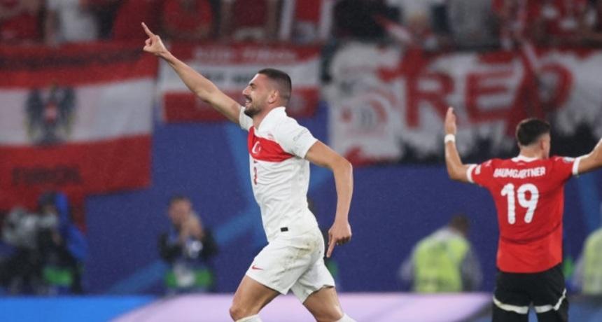 Мерих Демирал - лучший игрок матча Австрия - Турция по мнению Dailysports