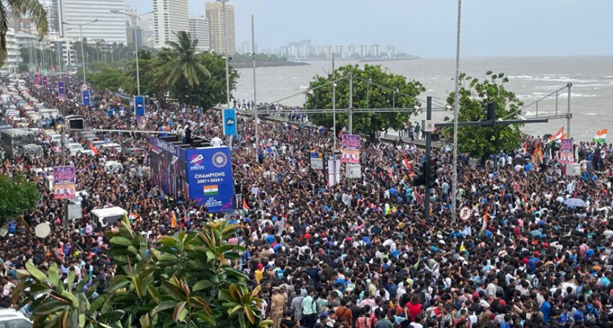 (VIDEO) Madness in Mumbai. How the cricket world champions were greeted