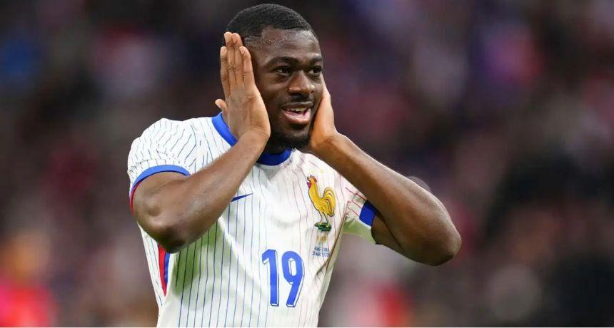 The French midfielder wants to move to AC Milan and informed his club about it