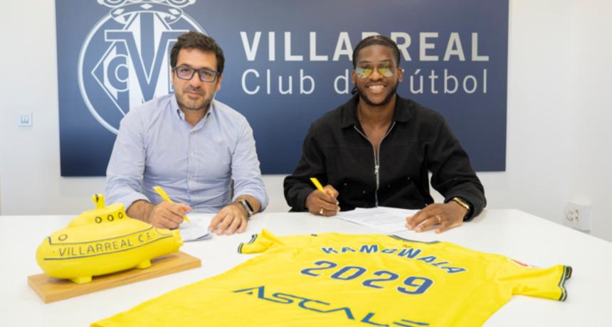 The Manchester United defender is moving to Villarreal